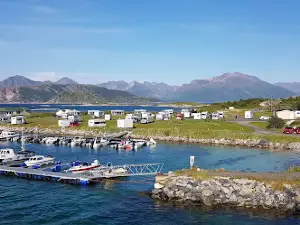 Sommaroy Camping & Marina