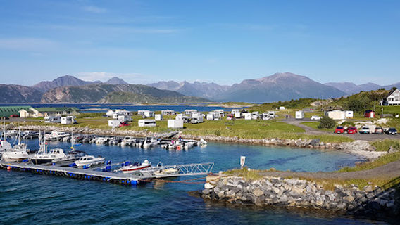 Sommarøy Camping & Marina