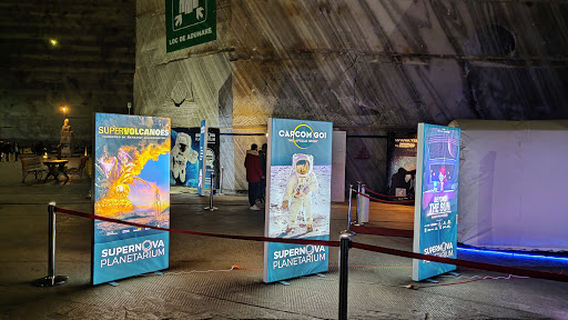 Planetariul Supernova