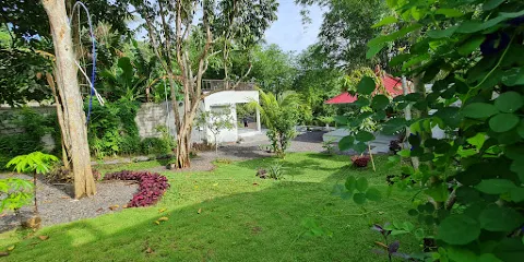 Rotee Sawangan Riverview Resto & Cafe