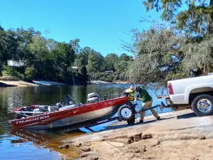 Ed & Bernice's Fish Camp and RV Park