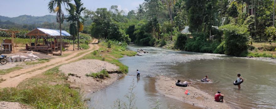 Wisata Sungai Lau Beringin