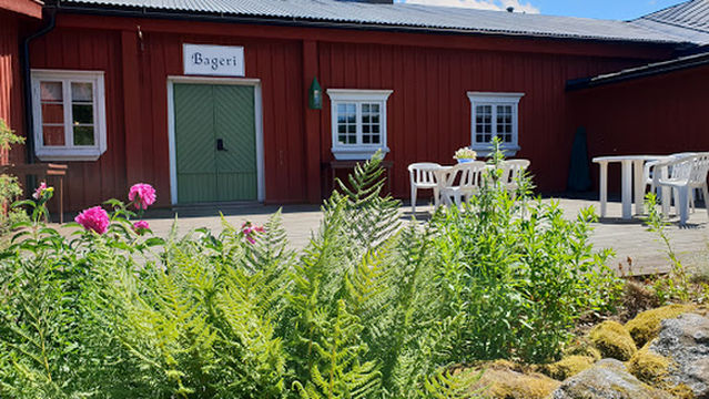 Bondens År - Sveriges största vax-kabinett