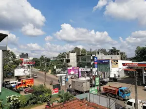 Minuwangoda Clock Tower