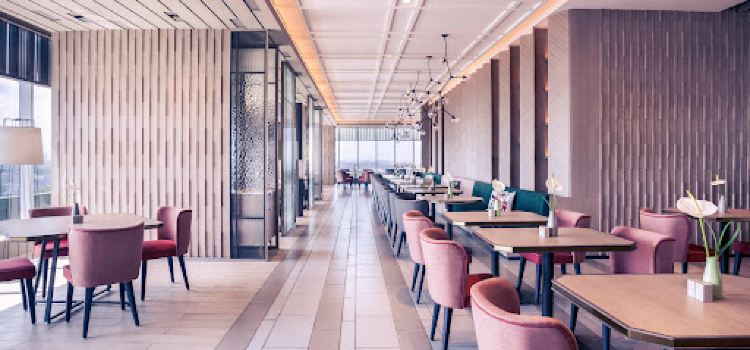 NSNTR Restaurant & Bar