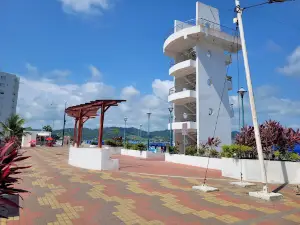 Malecón Bahía de Caráquez