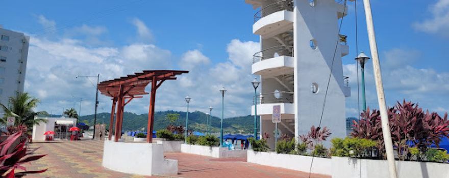 Malecón Bahía de Caráquez