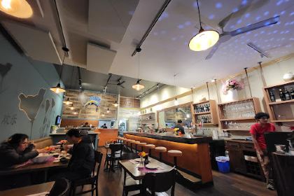 Nura Sushi & Island Grill