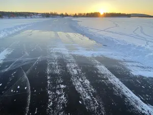 Inari Lake Skating