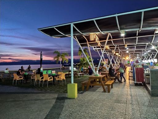 Ina Marina Beach