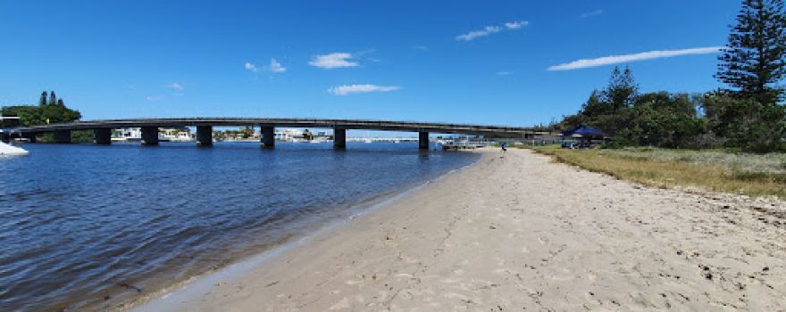 Paradise Point Beach