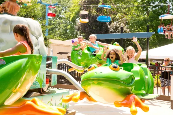 Dutch Wonderland Family Amusement Park