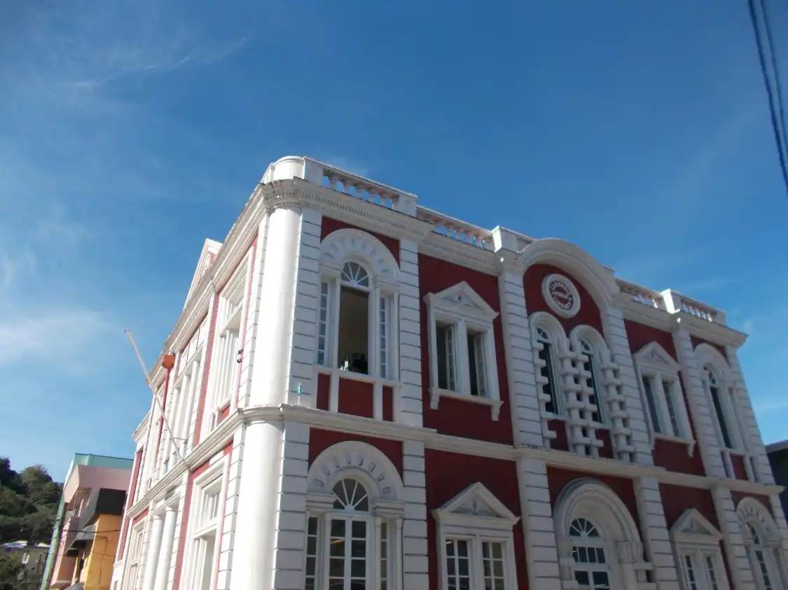 Hotels near Central Library