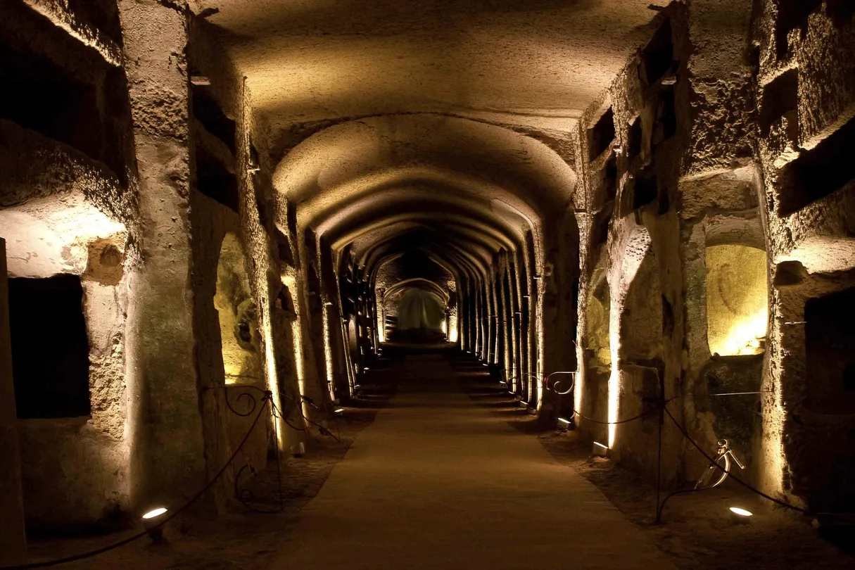 3_Catacombs of Saint Gaudiosus