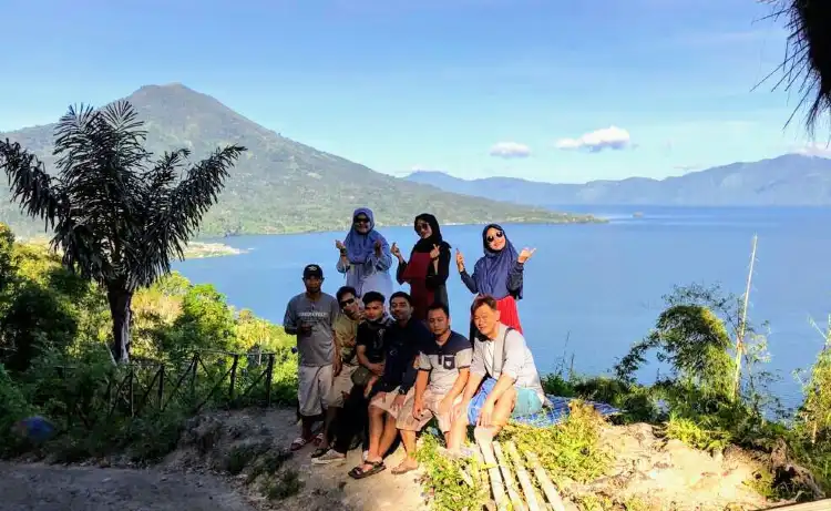 Hotel dekat SIMPANG PUSRI WISATA DANAU RANAU
