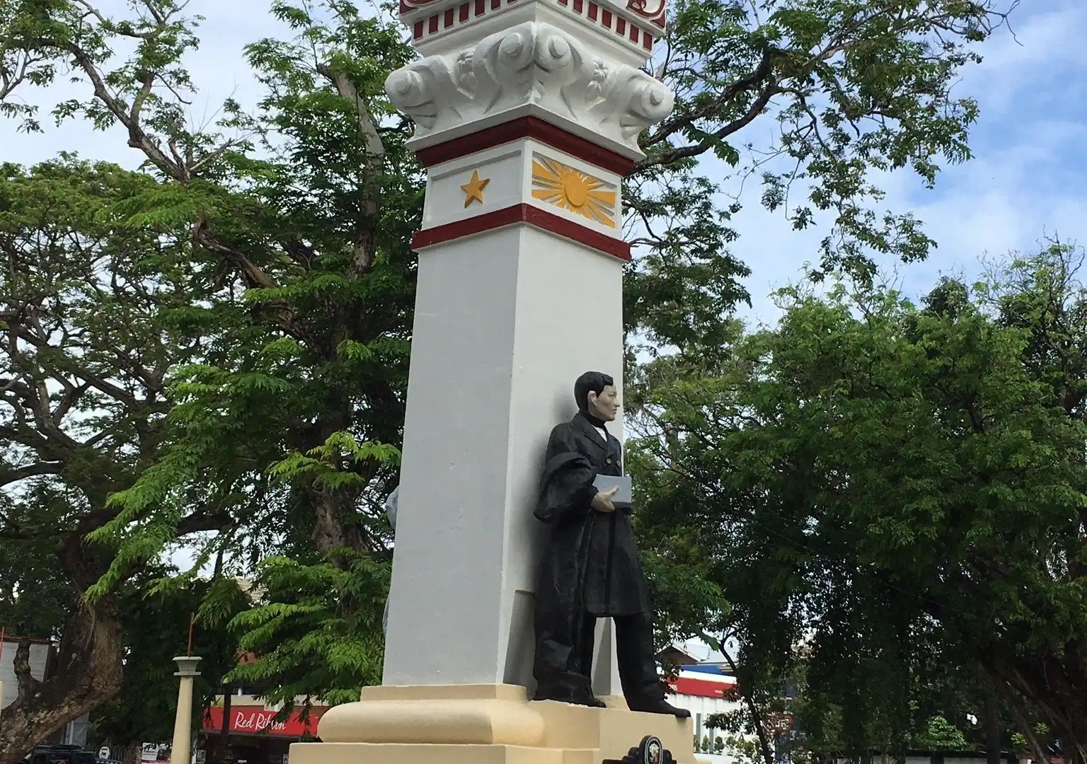 Hotels near Quezon Park