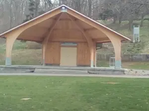 Lion's Park