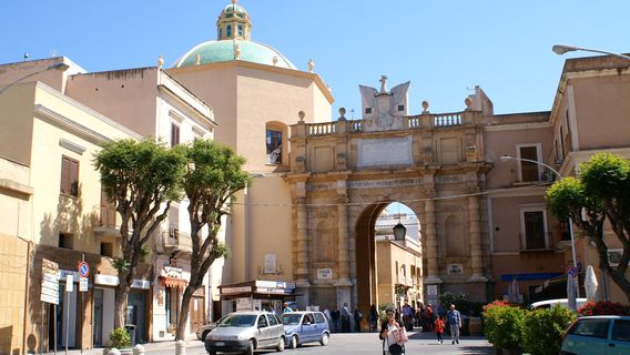 Porta Garibaldi