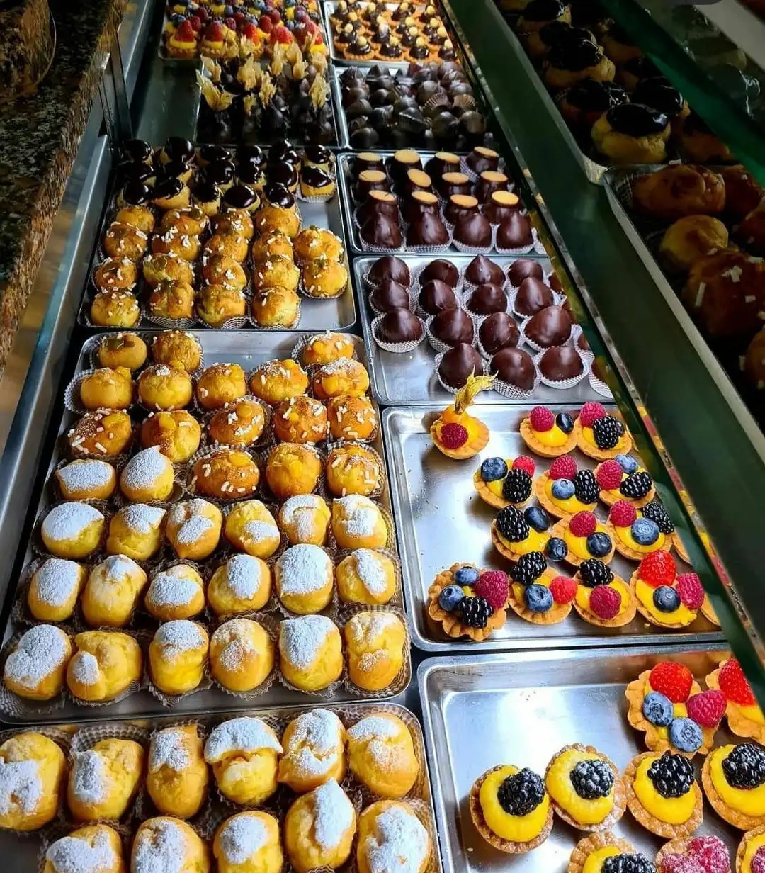 Hotel in zona Pasticceria Grecchi Luigi