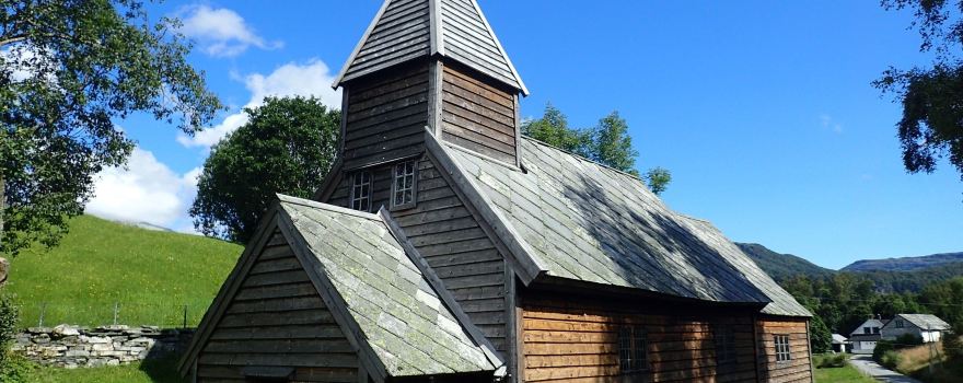 Holdhus kyrkje