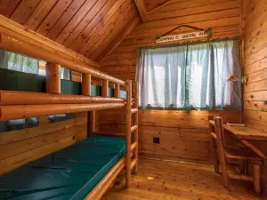 Redwood Coast Cabins and RV Resort
