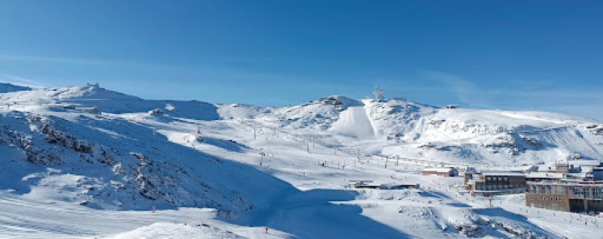 Blanca Nieve Alquiler y Escuela de Ski y Snowboard