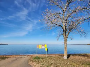 Whipholt Roadside Park
