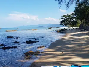 Mai Rut Beach