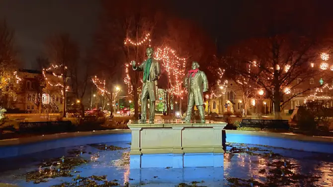 Washington Square Park