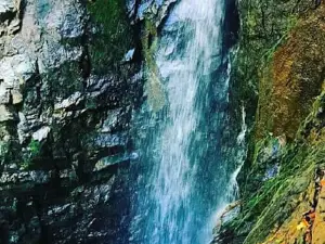 Rajanawa Waterfall