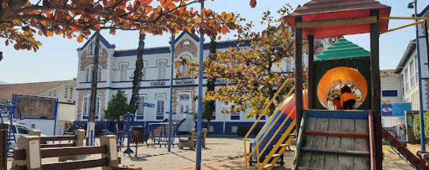 Praça Poeta Vicente Cechelero