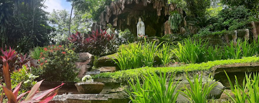 Gua Bunda Maria Ratu Besokor