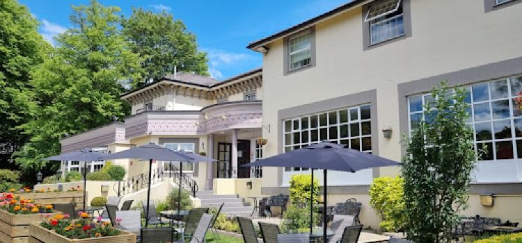 Reigate Manor