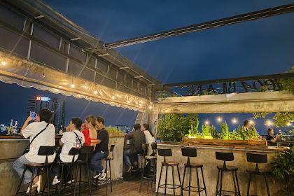 Chạng Vạng Rooftop