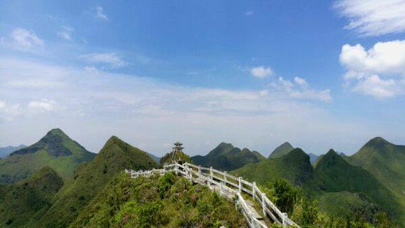 Qianshan Wanlong Viewing Platform
