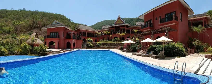 Jinggu Mangka Hot Spring