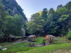 Solomon's Rocks