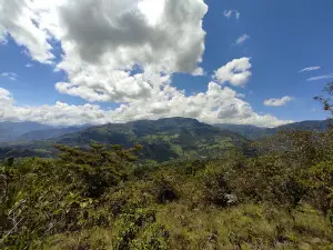 Cascada arcoiris
