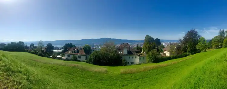 Hotel dekat Seilbahn Rigiblick