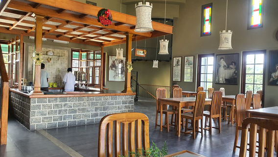 Mlesna Tea Castle St Clair