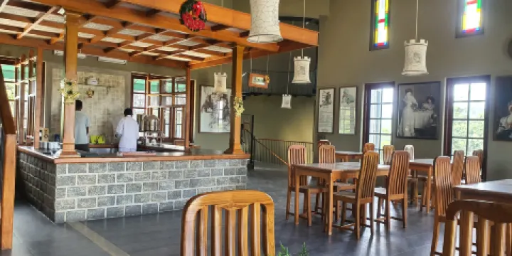 Mlesna Tea Castle St Clair