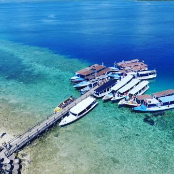 Compare 5 airports near Kalipuro