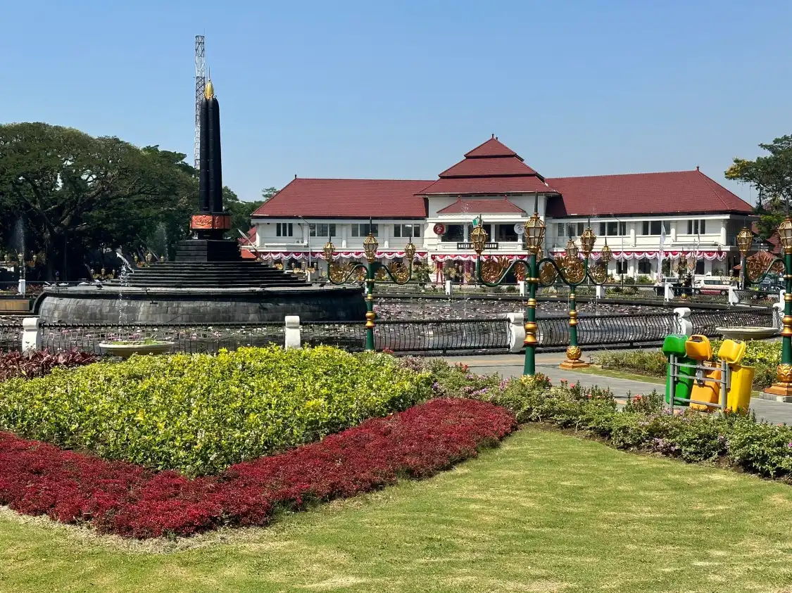 Hotels near Malang City Hall