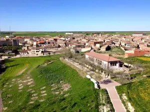Tiedra Castle