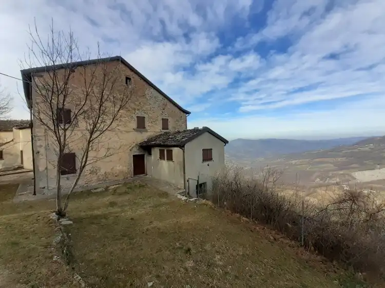 Hotels in Montecreto