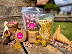 Tinaberries
