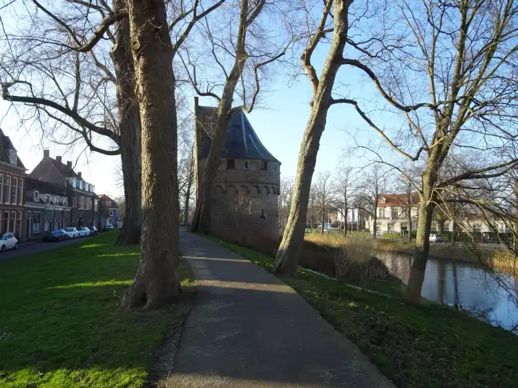 Hotels near Maria of Kruittoren