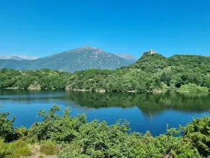 Terre Ballerine, Lago Coniglio
