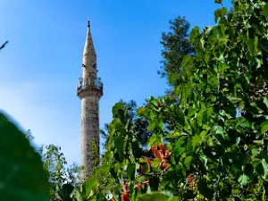 Narlı Cami
