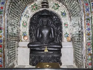 Jain Temple Navagadh - Ukhalad